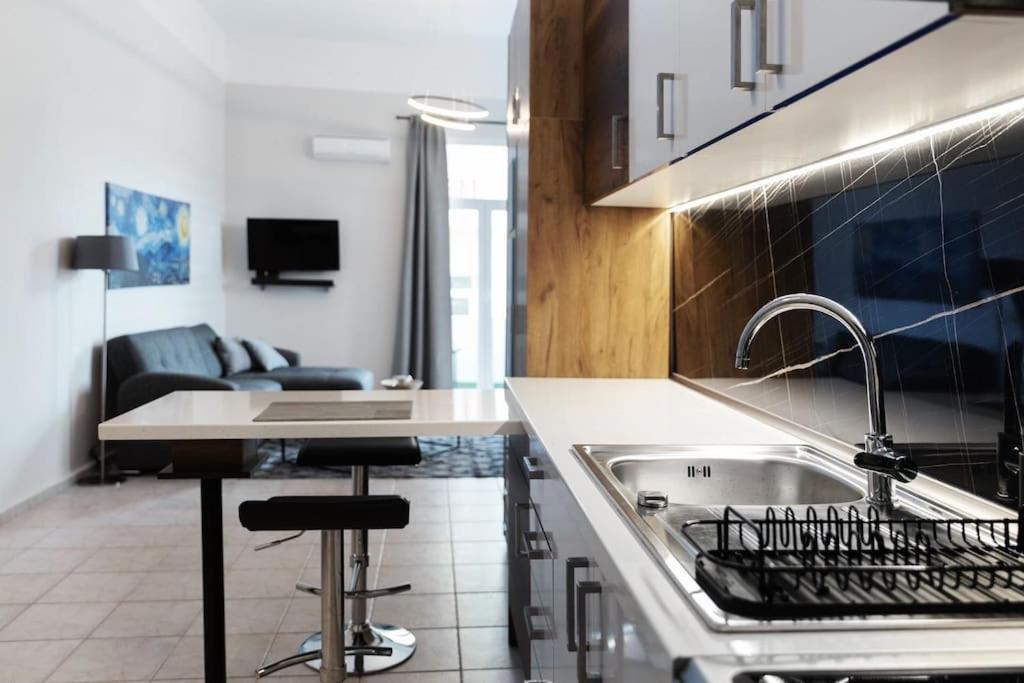 Aristotelous Sqr View Comfy Apt سالونيك المظهر الخارجي الصورة